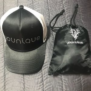 {New Listing}Younique Ball cap and Makeup bag